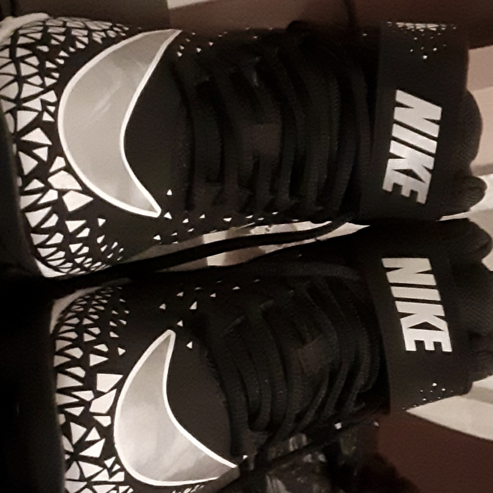 Nike FastFlex Football Cleats